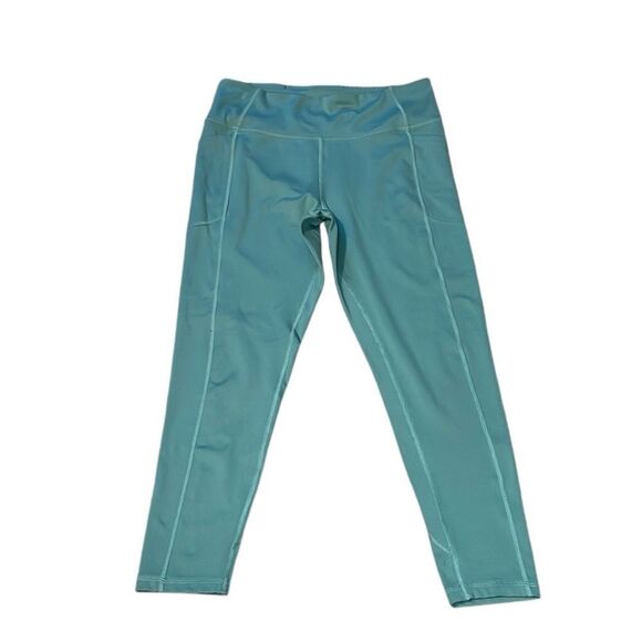 Victoria’s Secret On point Flow Leggings, crop, 12 - Picture 1 of 11